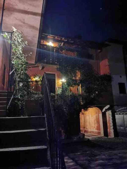 Come A Casa Castelletto sopra Ticino Buitenkant foto